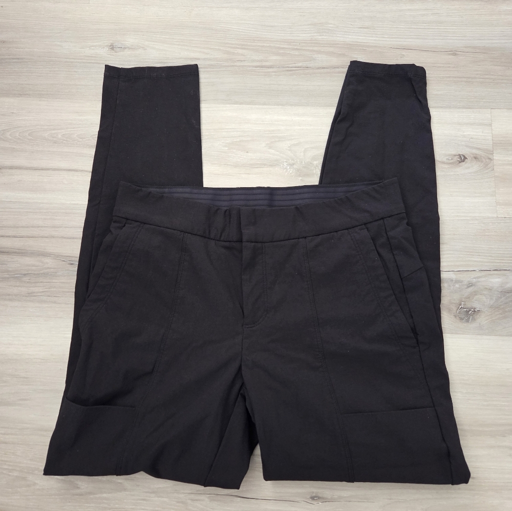 Athleta Black Athleisure Stretch Breathable Brooklyn Mid Rise Ankle Pant 4P